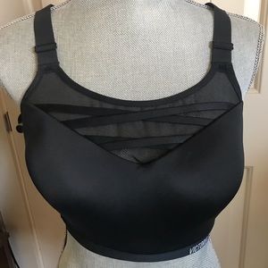 VS Incredible Lightweight Max Sports Bra